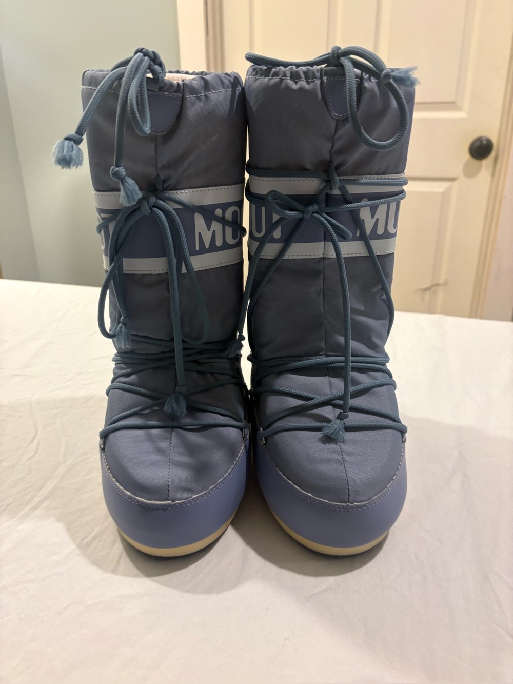 Light Blue Women’s Winter Snow Boots - Moon Boots - NWOT